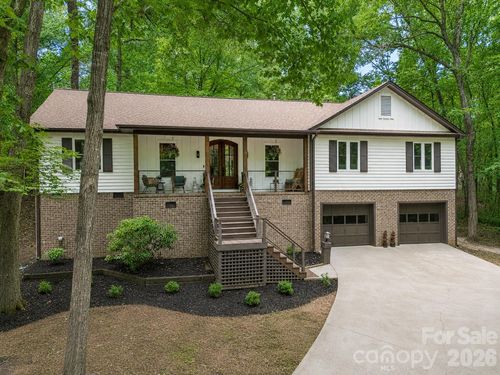 16 Tanglewood Rd, Lake Wylie, SC, 29710-9007 | Card Image