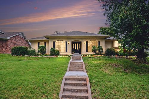 1702 Surrey Ct, Garland, TX, 75043-1355 | Card Image