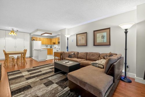306-550 Eighth Street, New Westminster, BC, V3M3R9 | Card Image