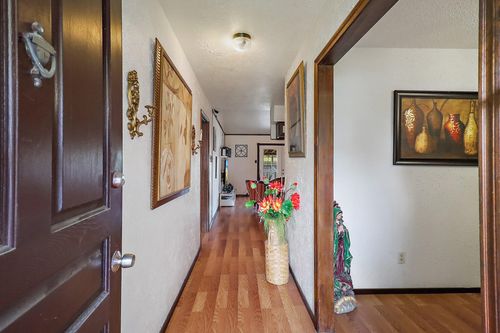 111 Grantham Rd, Baytown, TX, 77521-4216 | Card Image