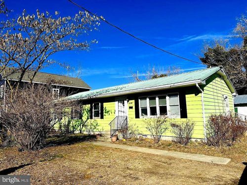 728 Woolford St, SEAFORD, DE, 19973-2863 | Card Image