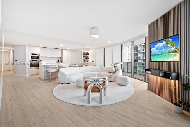 UNIT-715 - 488 Ne 18 Th St, Condo with 3 bedrooms, 4 bathrooms and null parking in Miami FL | Image 13