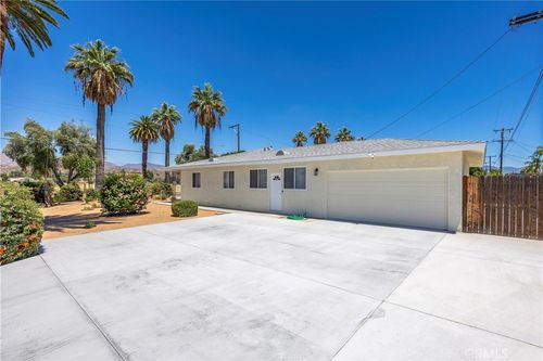 41261 Acacia Ave, Hemet, CA, 92544-4905 | Card Image