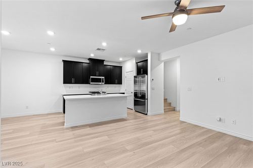 1091-600 N Carriage Hill Dr, Las Vegas, NV, 89138 | Card Image