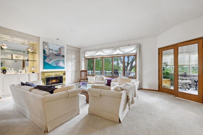 8991 Ferndale Ln, Townhouse with 2 bedrooms, 3 bathrooms and null parking in Eden Prairie MN | Image 13