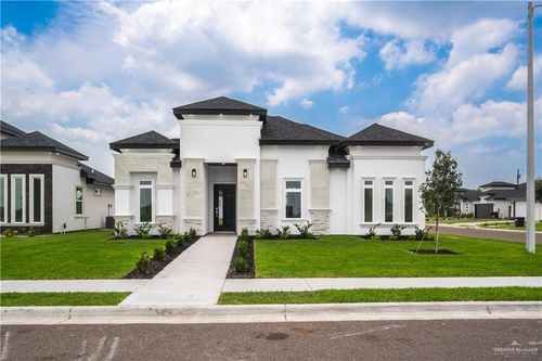 909 E Pecan Street, Alton, TX, 78573 | Card Image