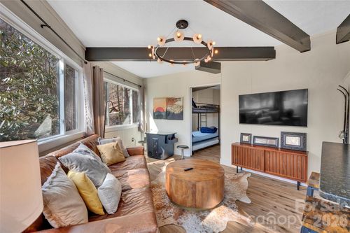 109 Beechwood Ln, Beech Mountain, NC, 28604-8024 | Card Image