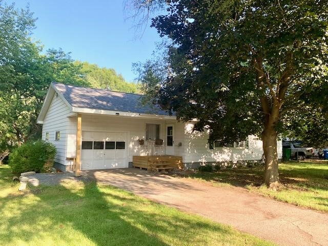 Gary St, Ludington, MI 49431