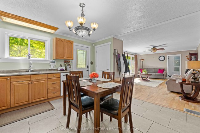 20 Kawartha Hideaway Loop, House other with 3 bedrooms, 1 bathrooms and 6 parking in Lakehurst ON | Image 5