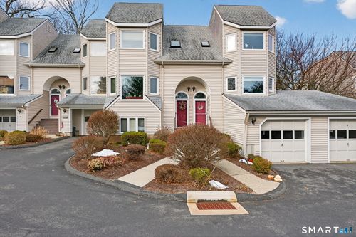 6-6 Lakeview Dr, Branford, CT, 06405-4043 | Card Image