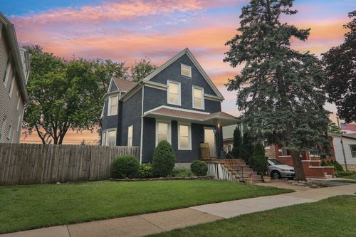 4018 Prescott Ave, Lyons, IL, 60534-1335 | Card Image