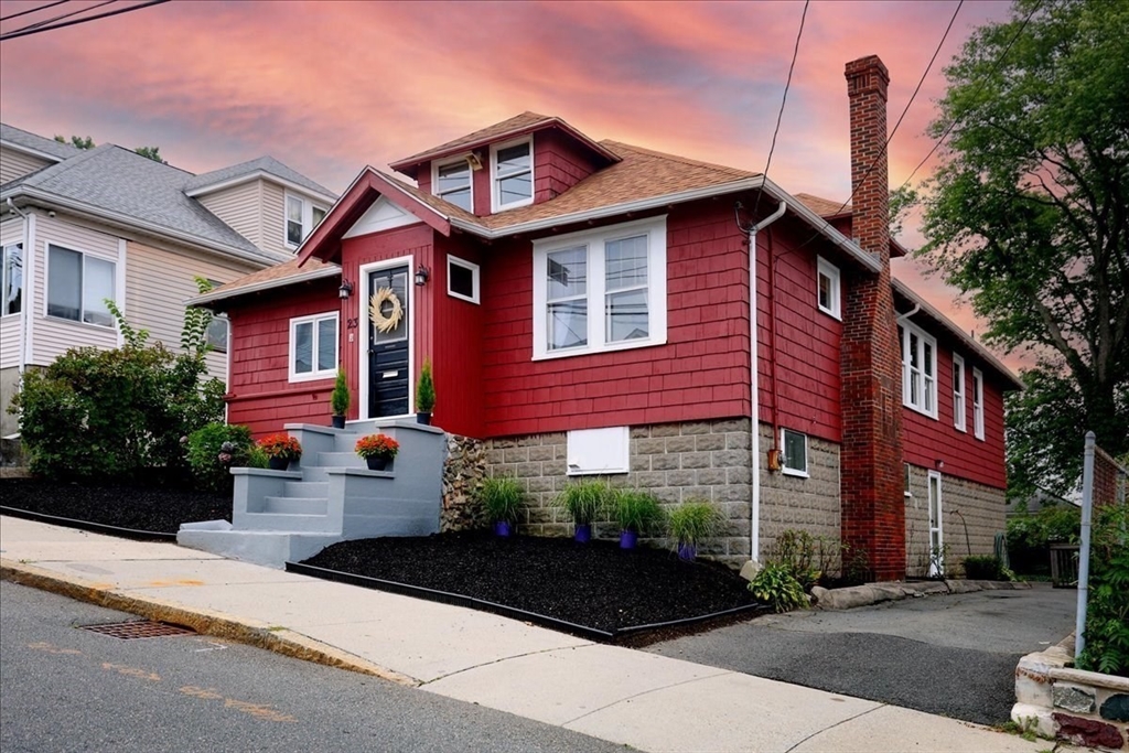 Garland St, Everett, MA 02149