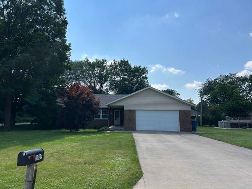 2002 Guiles Ave, Mendota, IL, 61342-1208 | Card Image
