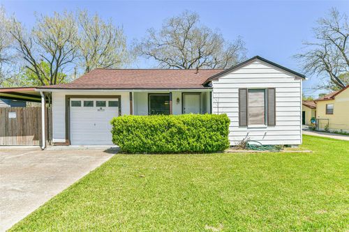 311 S Kansas Street, La Porte, TX, 77571 | Card Image