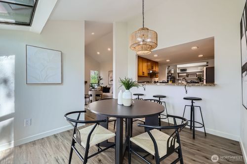 n-d-12200 100th Ave Ne, Kirkland, WA, 98034-3709 | Card Image
