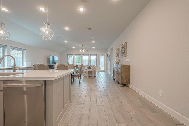 29042 Hauter Way, House other with 4 bedrooms, 4 bathrooms and 3 parking in Fulshear TX | Image 26