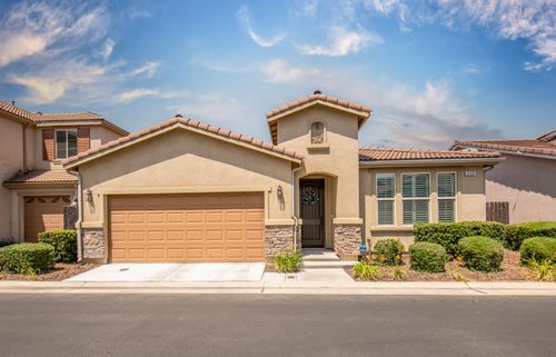 3260 Alps Ln, Clovis, CA, 93619-5415 | Card Image