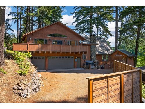 41 Private Lake Rd, White Salmon, WA, 98672-8619 | Card Image