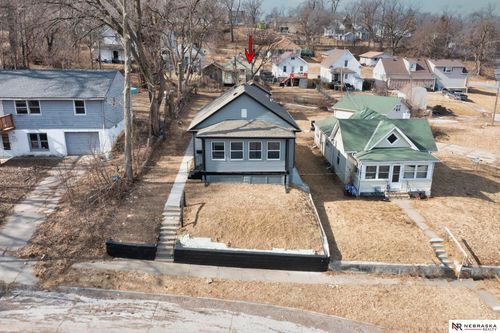 4930 N 33rd Ave, Omaha, NE, 68111-1631 | Card Image