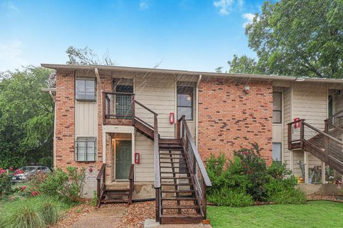 apt-i3-421 W San Antonio St, San Marcos, TX, 78666-5559 | Card Image
