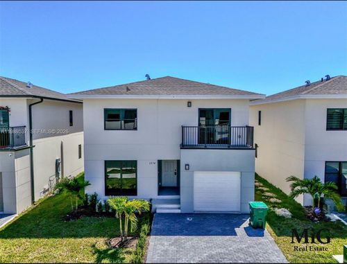 1374 Nw 1st St, Florida City, FL, 33034-3437 | Card Image