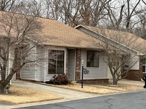 1711 White Oak Ln, Harrison, AR, 72601-3938 | Card Image