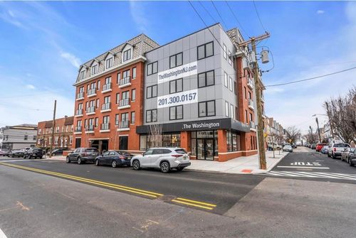 402-345 Avenue A, Bayonne, NJ, 07002 | Card Image