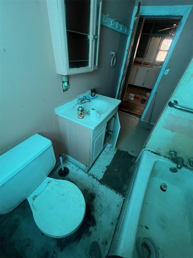 303 Grove St, House other with 2 bedrooms, 1 bathrooms and null parking in Perry OK | Image 5
