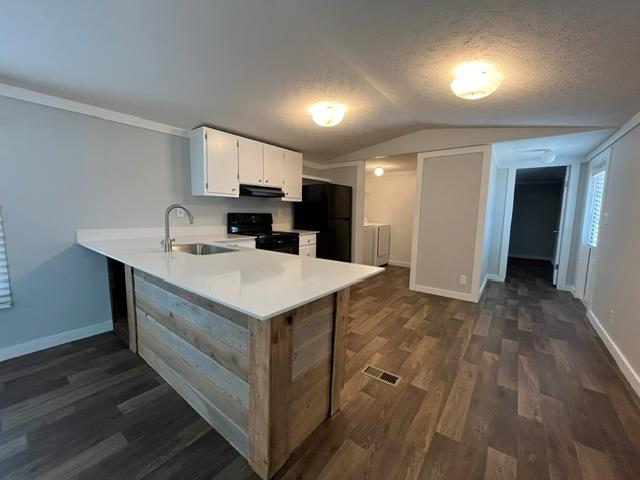 Residential Lease in Dale 3