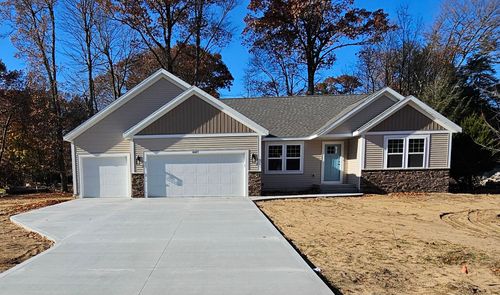 6687 Shari Dr, Whitehall, MI, 49461-9657 | Card Image