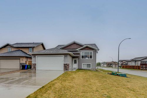 1 Valarosa Crt, Didsbury, AB, T0M0W0 | Card Image