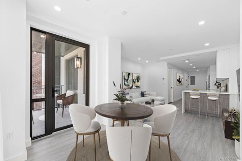 3b-46 Vernon Blvd, Long Island City, NY, 11101-5089 | Card Image