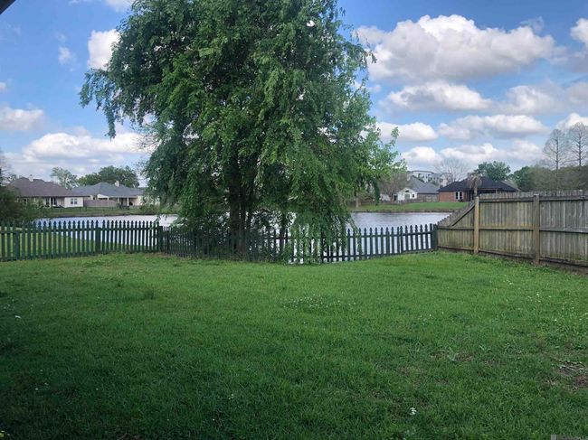 1179 Springlake Dr, House other with 3 bedrooms, 2 bathrooms and 2 parking in Baton Rouge LA | Image 15