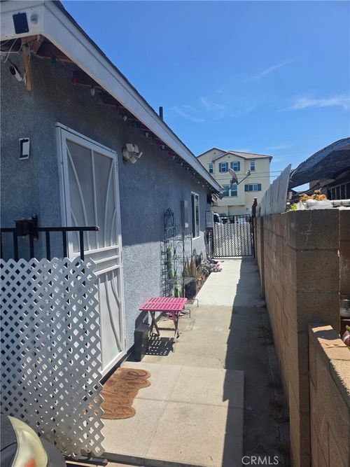 712 N. Pauline Street, Anaheim, CA, 92805 | Card Image