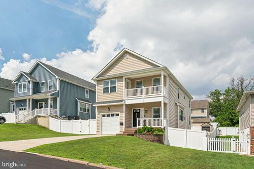 3761 Glenn St, PHILADELPHIA, PA, 19114-1719 | Card Image