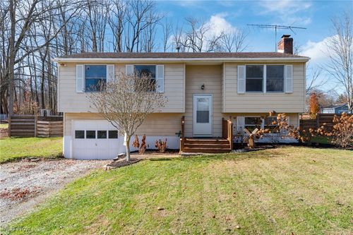 6270 Pinto Dr, New Franklin, OH, 44216-9321 | Card Image