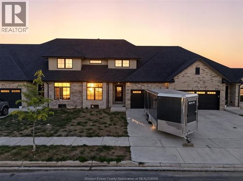 511 Water Rd, Amherstburg, ON, N9V0H1 | Card Image