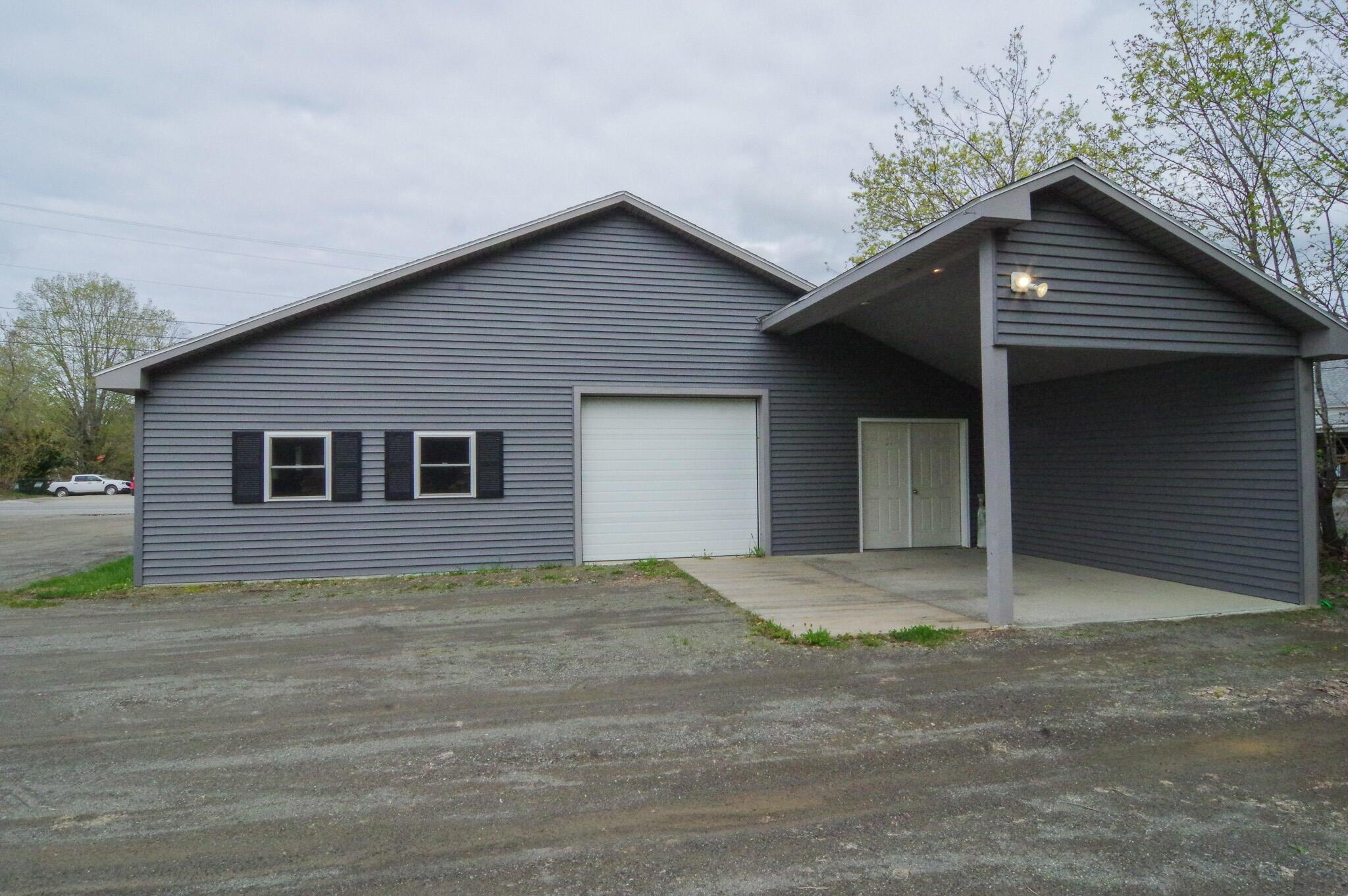 Residential in Dexter 2