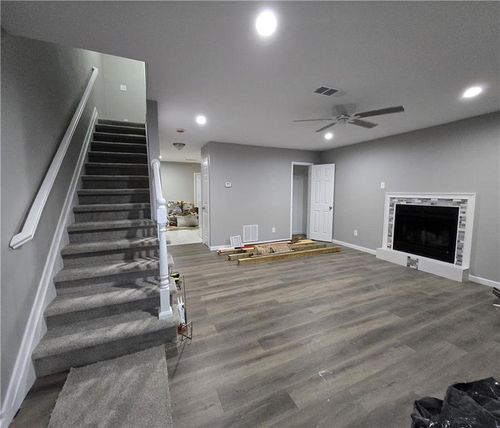 655 Hunting Creek Ln Se, Conyers, GA, 30013-1739 | Card Image