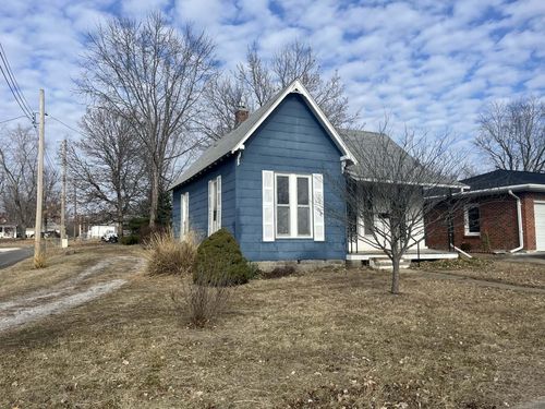 537 Fulton Ave, MOBERLY, MO, 65270-2690 | Card Image