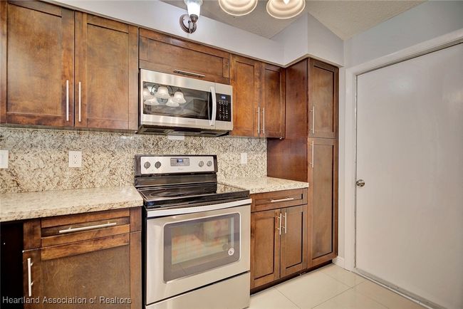 1548 Spring Ln, House other with 3 bedrooms, 2 bathrooms and null parking in Lake Placid FL | Image 13