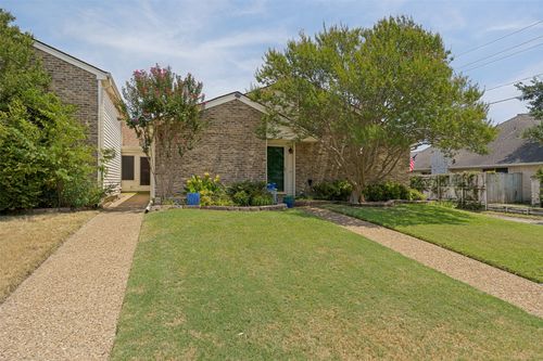 16406 Lauder Ln, Dallas, TX, 75248-2352 | Card Image