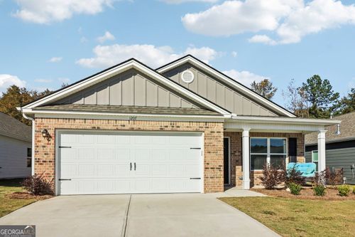 1207 Jeannine Ln, Winder, GA, 30680-7325 | Card Image