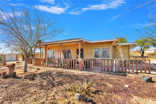 4475 Kickapoo Trl, Landers, CA, 92285 | Card Image