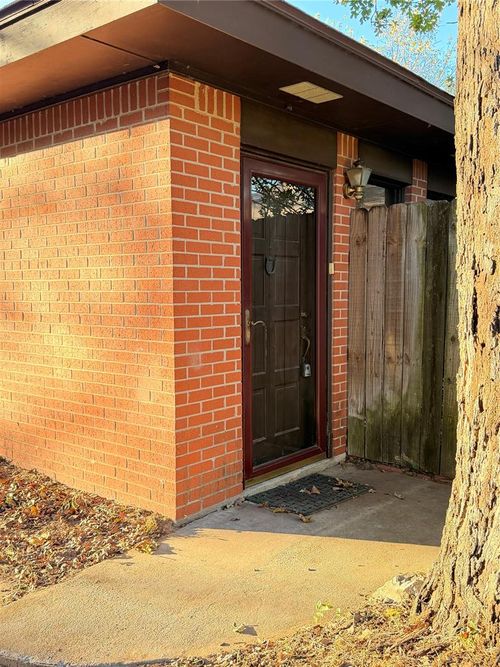 21320 Highway 102, Tecumseh, OK, 74873-5340 | Card Image