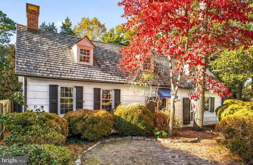 69 Henlopen Ave, REHOBOTH BEACH, DE, 19971-1636 | Card Image