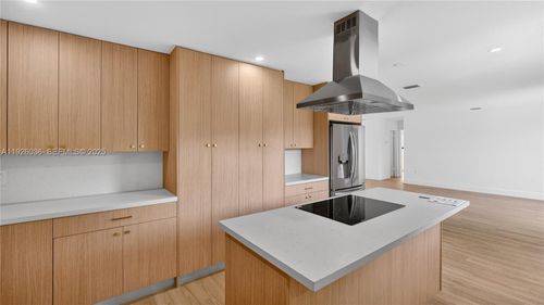 4850 Sw 93rd Ct, Miami, FL, 33165-6511 | Card Image