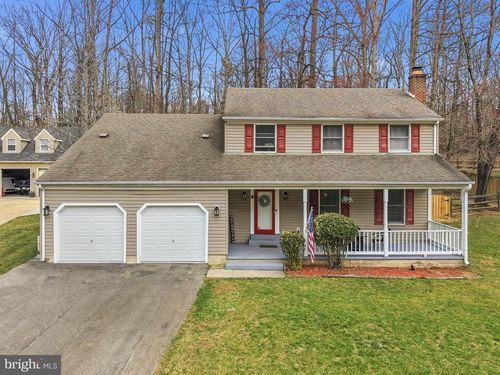 8653 Valley Dr, WALDORF, MD, 20603-6147 | Card Image