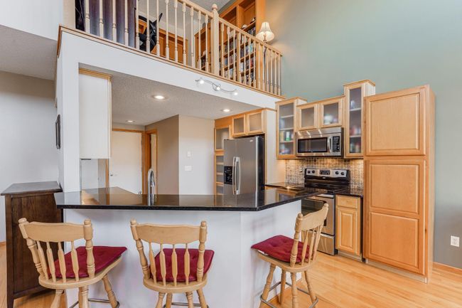 587 Crane Creek Ln, Townhouse with 3 bedrooms, 4 bathrooms and null parking in Eagan MN | Image 10