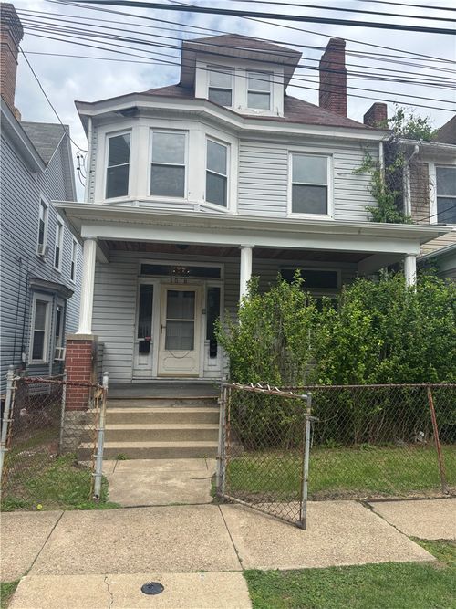 1018 Crucible St, Pittsburgh, PA, 15220-4802 | Card Image